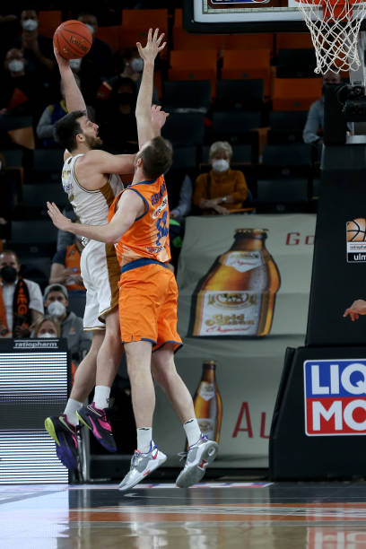 使她的课程 使她的课程