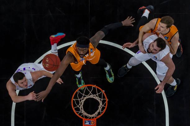 低位脚步 低位脚步