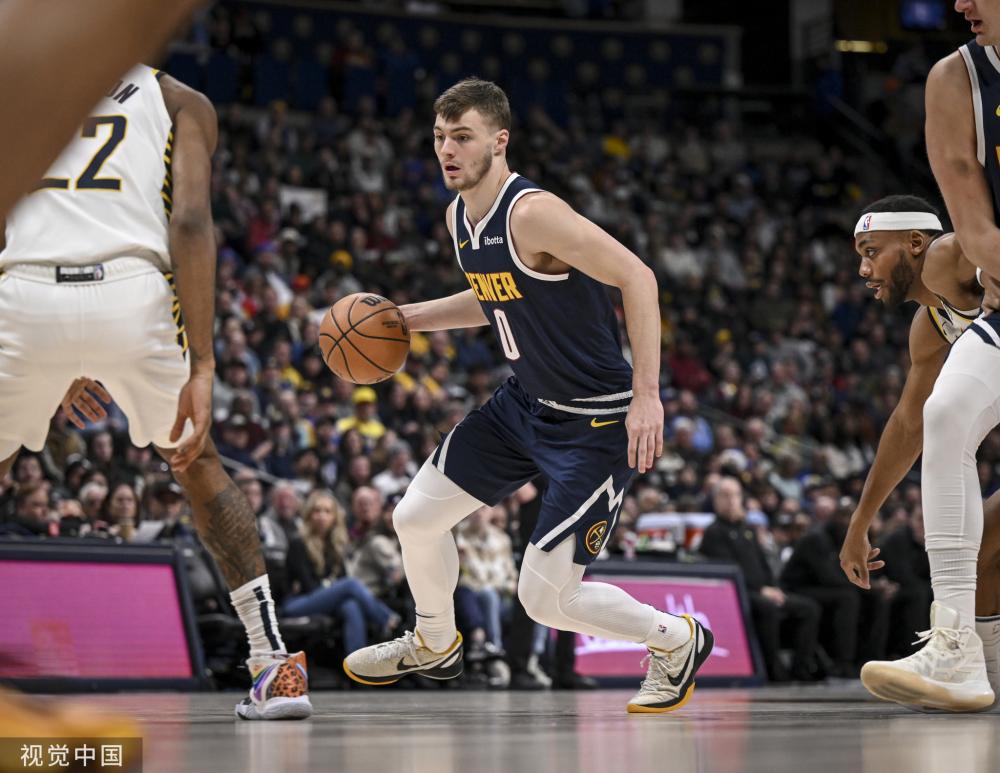 的横向传球 的横向传球