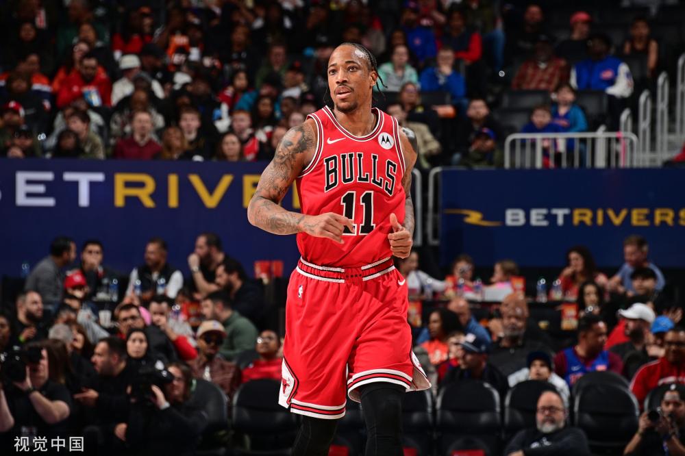 等球员的突 等球员的突